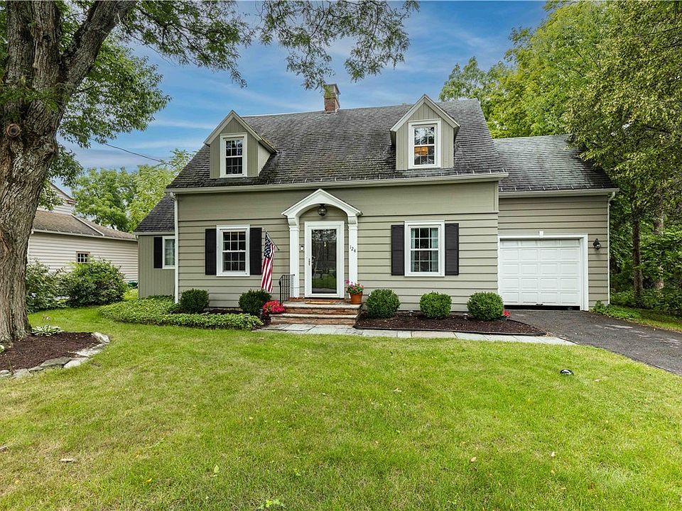 1st image of 124 Huntleigh Ave