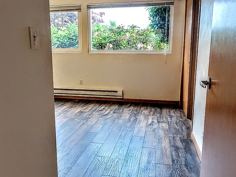 2820 75th Pl SE #103 — Photo 8