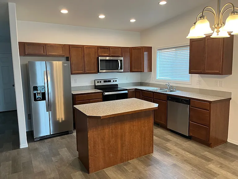 1321 W Polo Ridge Dr — Photo 12