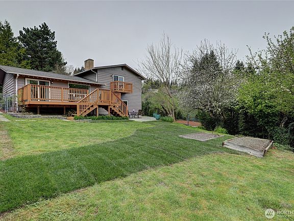 3rd image of 13528 95th Avenue NE