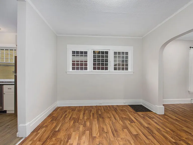 538 Logan St SE — Photo 7
