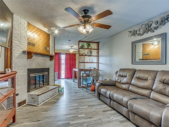 4th image of 2101 Connie Dr
