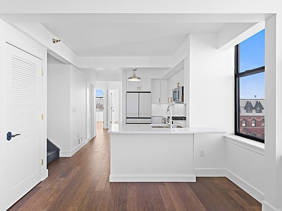 5th image of 300 Communipaw Ave APT 310