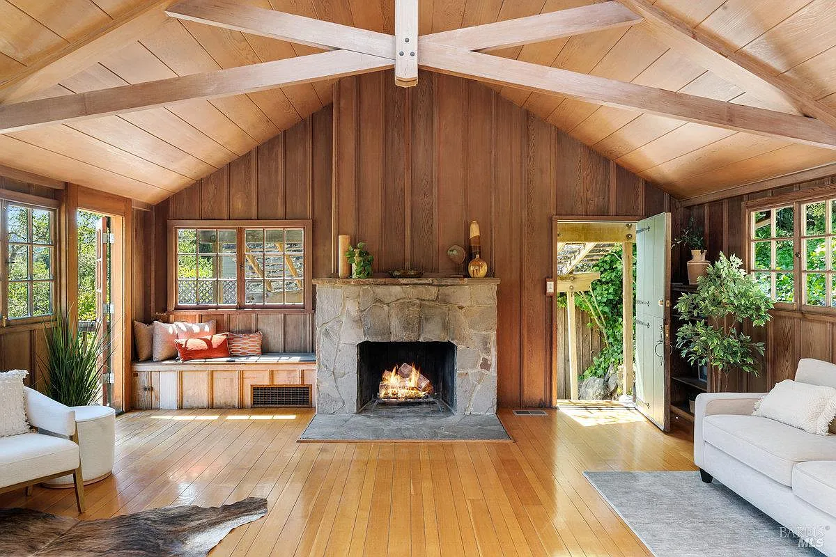 122 Circle Avenue photo 1