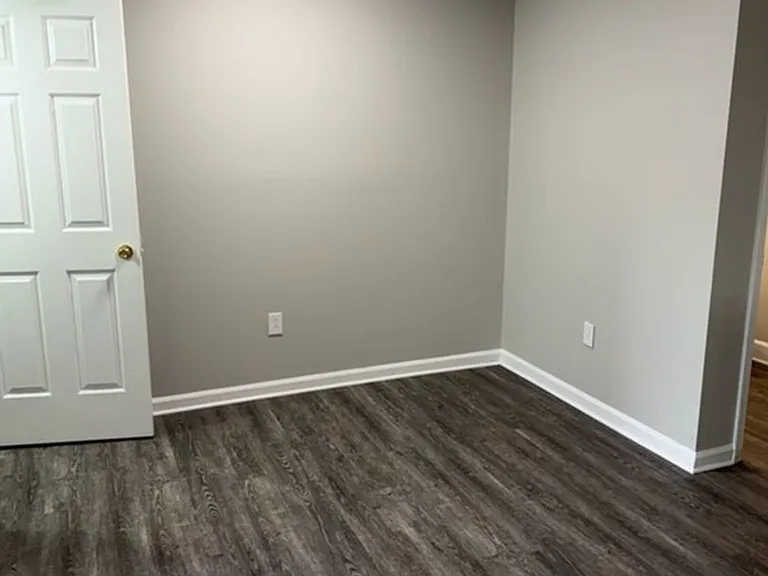 443 Jason Dr — Photo 7