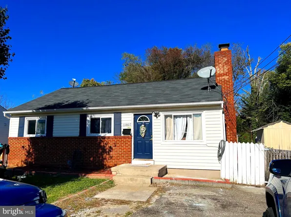 13807 Knowles St, Woodbridge, VA 22191