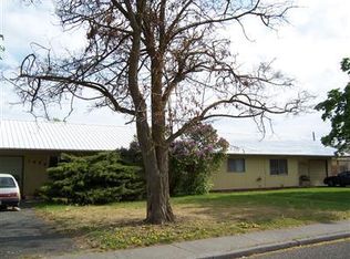 1230 Doolittle Dr, Moses Lake, WA 98837