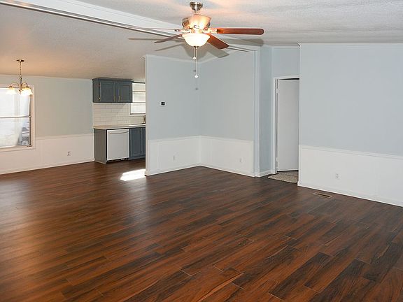 4th image of 150 Whiteface Dr