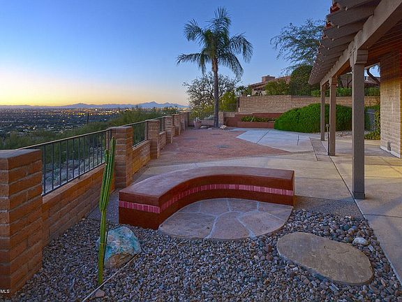 4th image of 4070 N Camino Ferreo