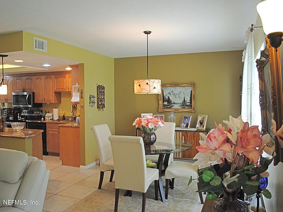 5th image of 10012 Leisure Ln