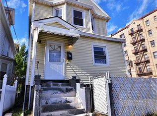 463 Bronx River Rd, Yonkers, NY 10704