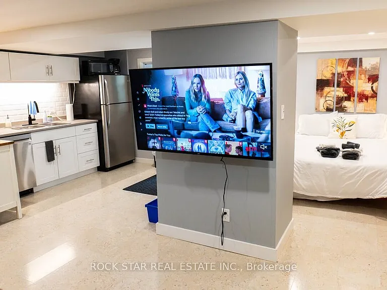 102 Kribs St #LOWER — Photo 4