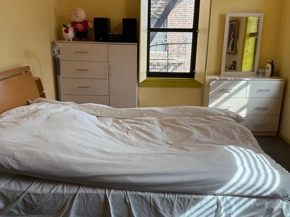 90-09 Northern Boulevard image 8 of 8