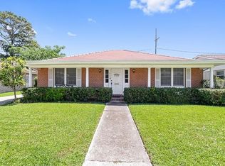 613 Smith Dr, Metairie, LA 70005