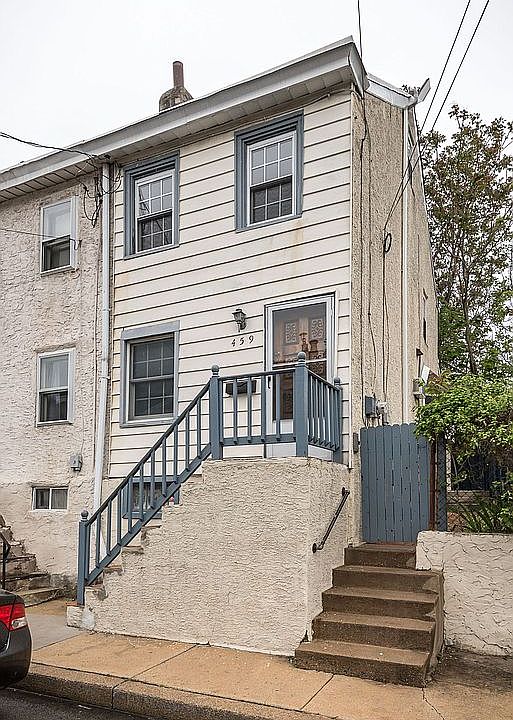 1st image of 459 Parker Ave