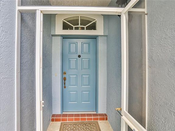 3rd image of 1135 McDaniel St #25