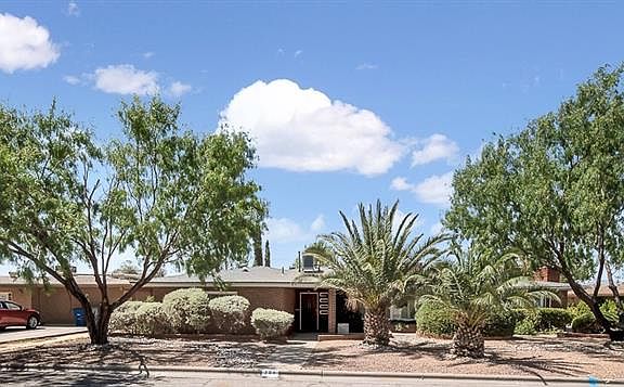 4th image of 704 La Cruz Dr