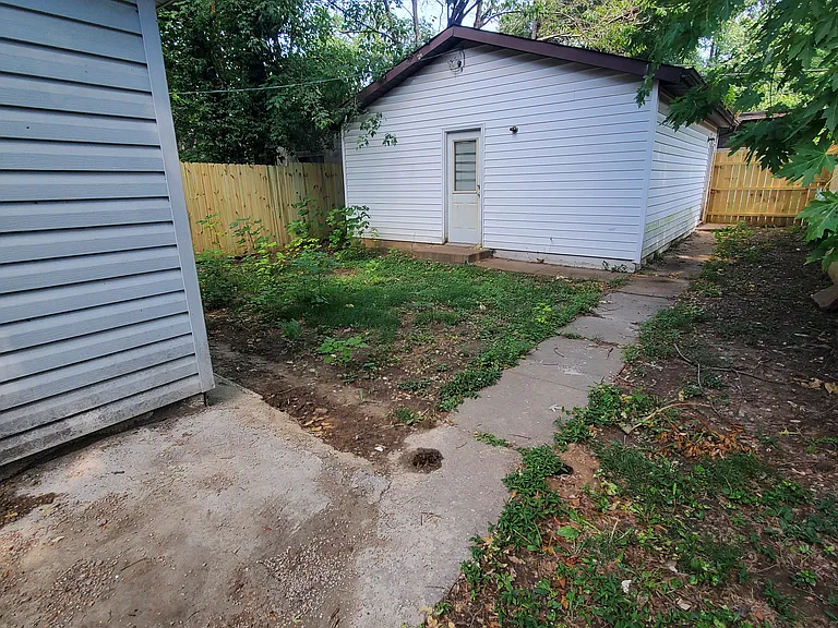 6609 Saint Louis Ave — Photo 6