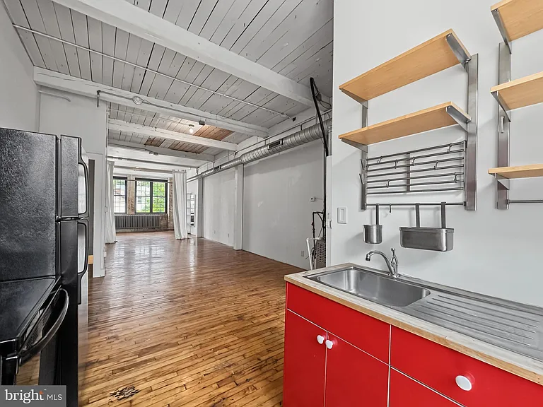 14 W Harvey St #16 — Photo 18