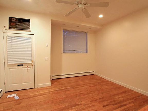 4th image of 302 Highland Ave #1