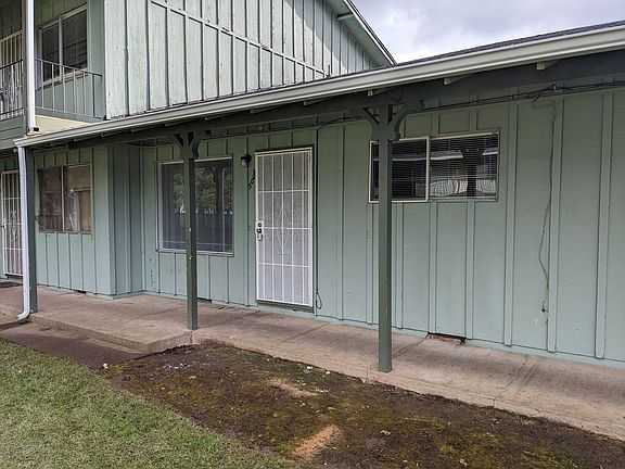 4th image of 5002-5024 Elizabeth St N #5004