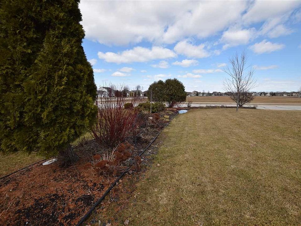2nd image of 3426 Fagerville Way