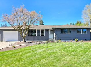 8002 W Glen Dr, Everett, WA 98203