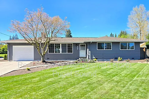 8002 W Glen Dr Photo 1