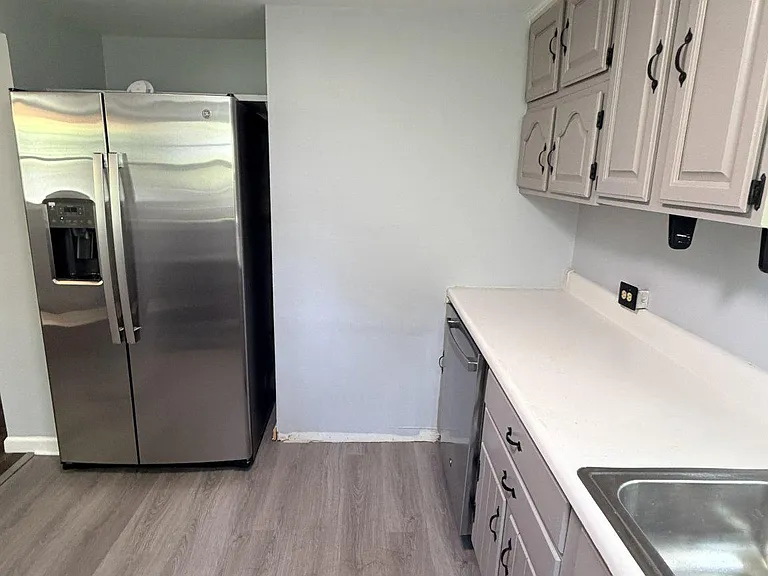 10003 Lomond Dr — Photo 20