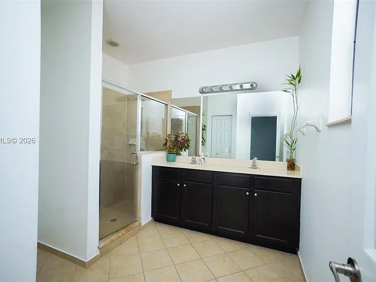 11790 SW 238th St — Photo 24