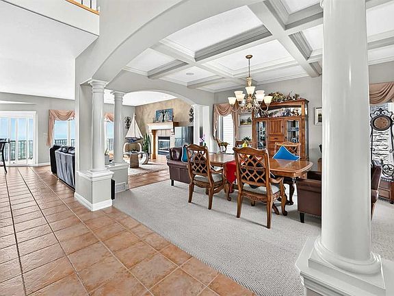 4th image of 311 NE Rocky Ridge Dr NW