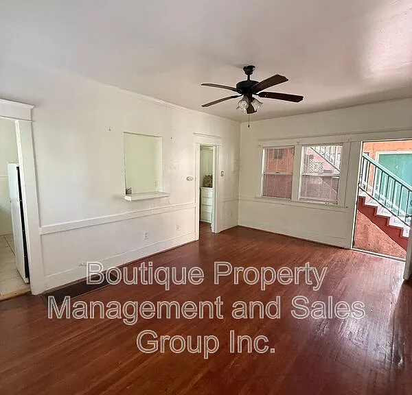 1614 E Broadway #7 — Photo 1