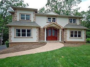 211 Smull Ave, North Caldwell, NJ 07006