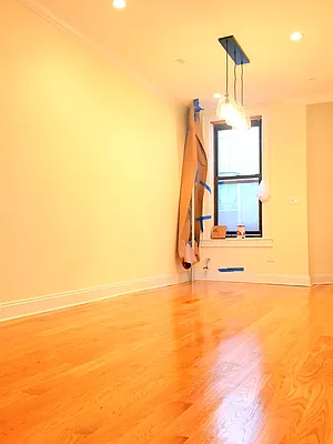 Rented by Rapid Realty Cobble Hill | media 18
