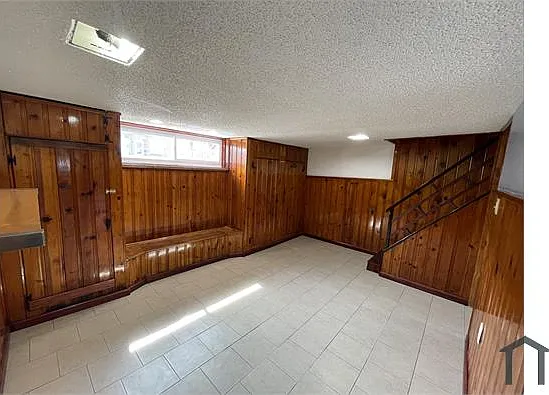 2545 S Bellford St — Photo 37