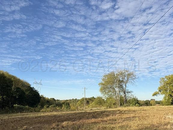 3rd image of Robinson Rd