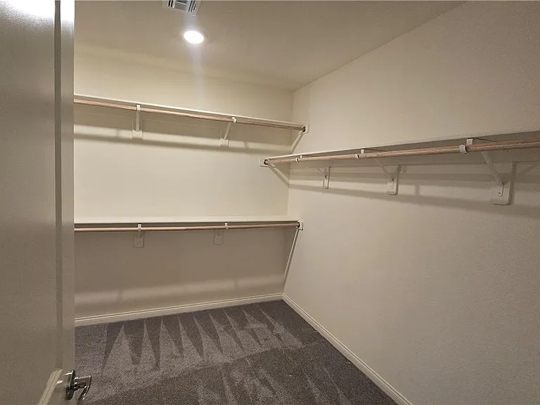 7647 Duran Harbor Ln — Photo 42