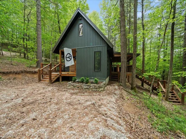82 Firefly Ln, Campton, KY 41301