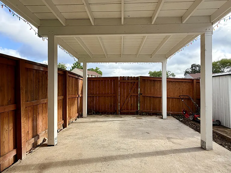 9140 Timber Path — Photo 24