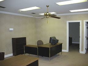 1st image of 709 Versailles Blvd
