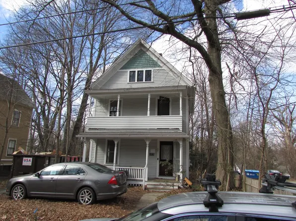 177 Crescent St, Northampton, MA 01060