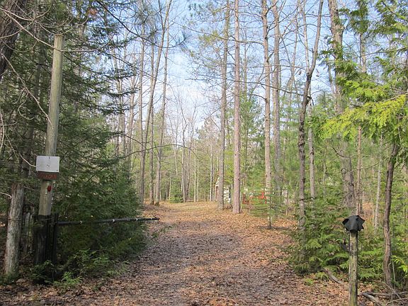 2nd image of 6598 Spens Rd