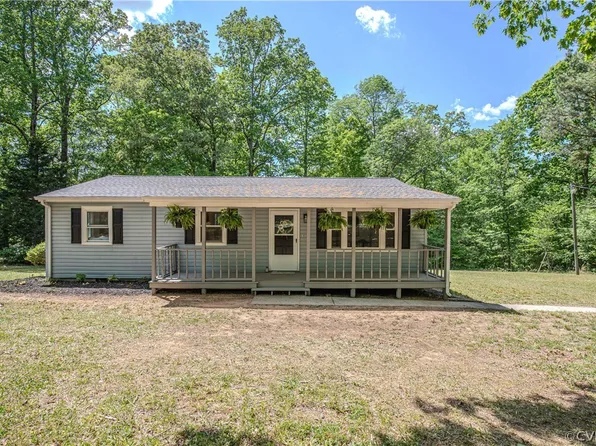 20104 Shippings Rd, Dewitt, VA 23840