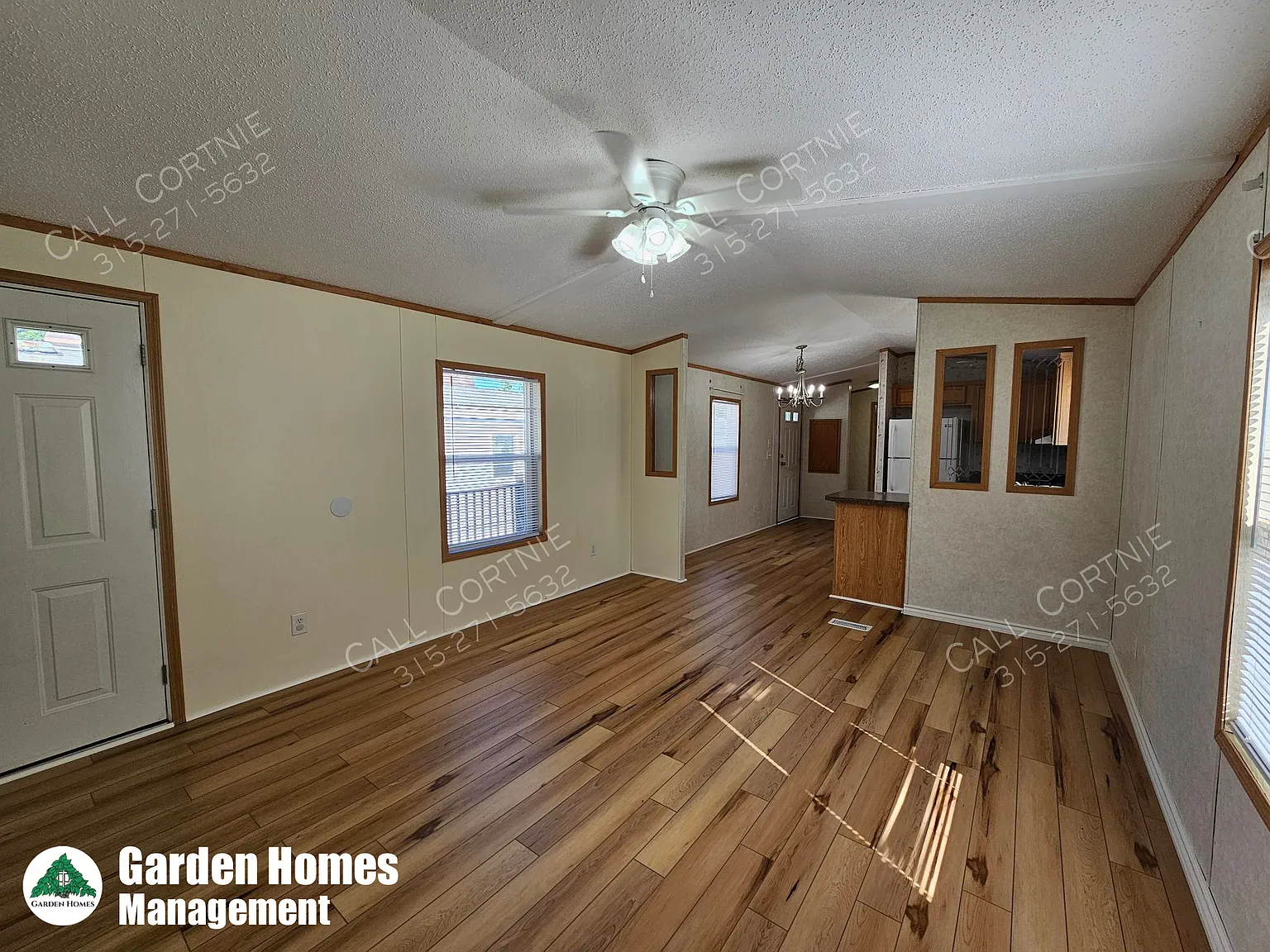 2 bed, 896 sqft, $1,360 — Photo 3