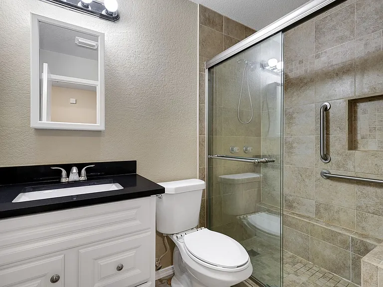 10331 Manor Crk — Photo 23