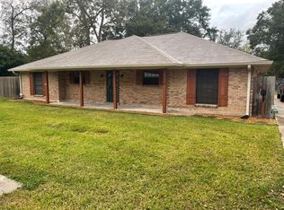 310 Claire St, Breaux Bridge, LA 70517