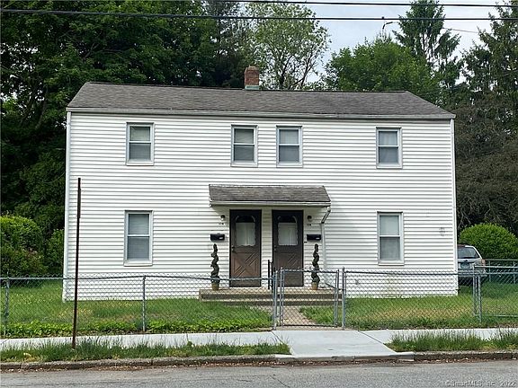 2nd image of 118 Hawthorne Dr