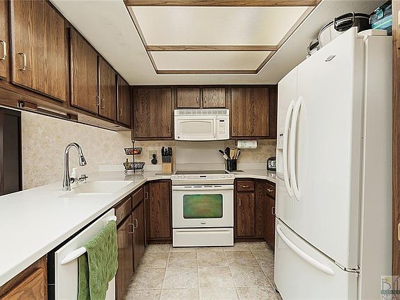 2nd image of 3170 Solar Blvd APT 11