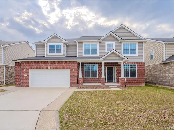 49407 Katelynn Dr, Utica, MI 48317