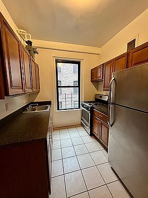 1st image of 623 W 207th St APT 34
